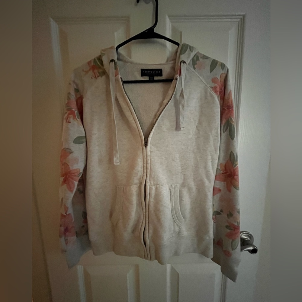 Aeropostale Floral Hoodie Size M